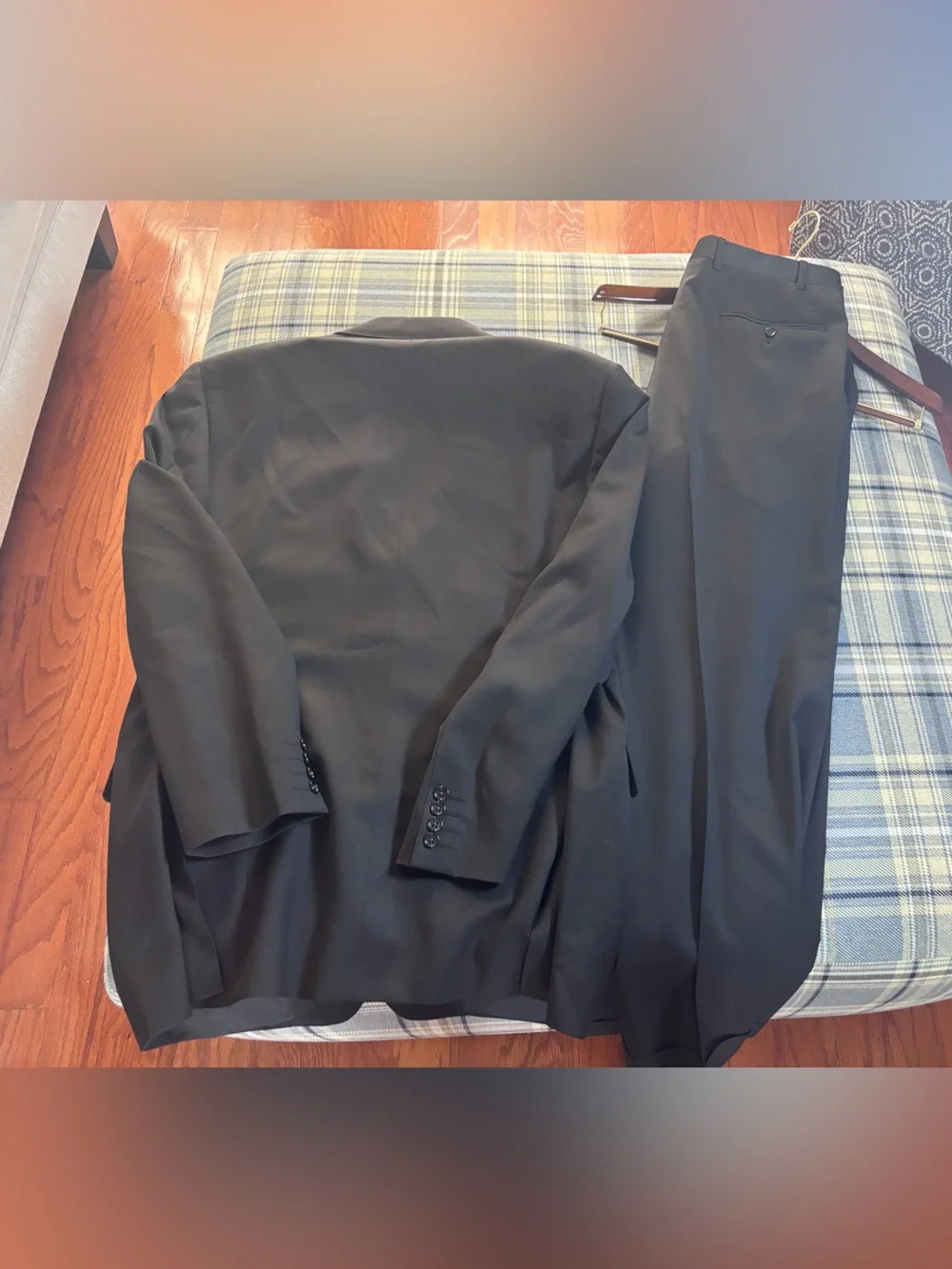 Canali Mens  Wool Suit With Pleated Front Pant, Black